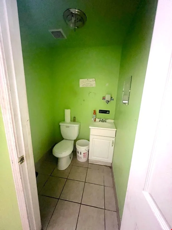 3124 Strong Avenue — Sale in Kansas City, KS, photo 4 of 8
