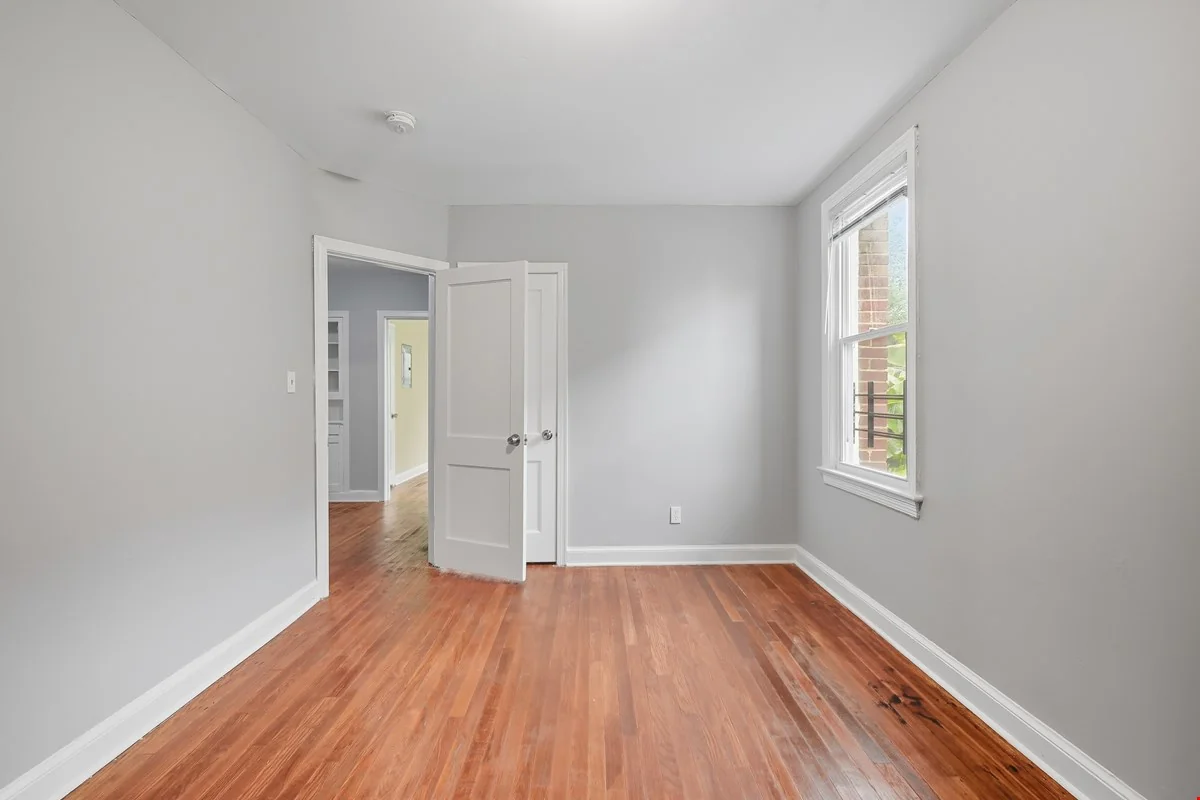 3919 R St SE Washington, DC 20020 — Sale in Washington, DC, photo 4 of 8