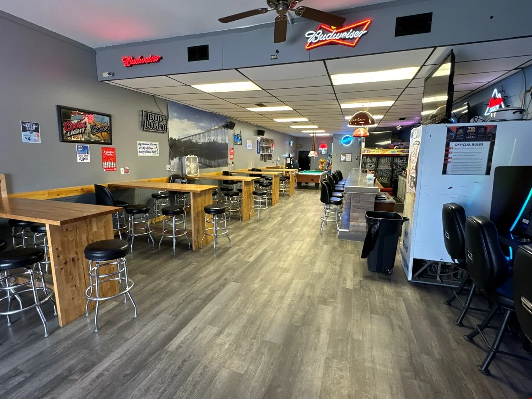 Bar For Sale — Sale in Valley City, ND, photo 3 of 8