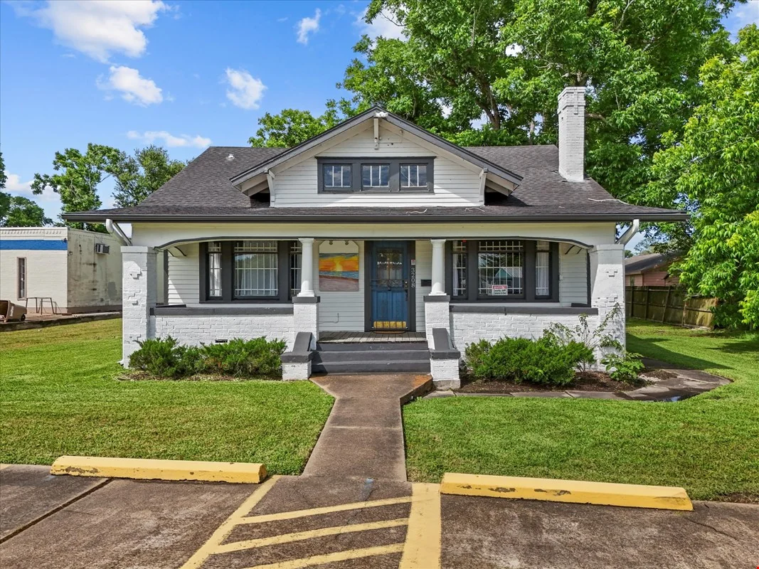 3208 Highway 3 — Sale in Dickinson, TX, photo 6 of 8