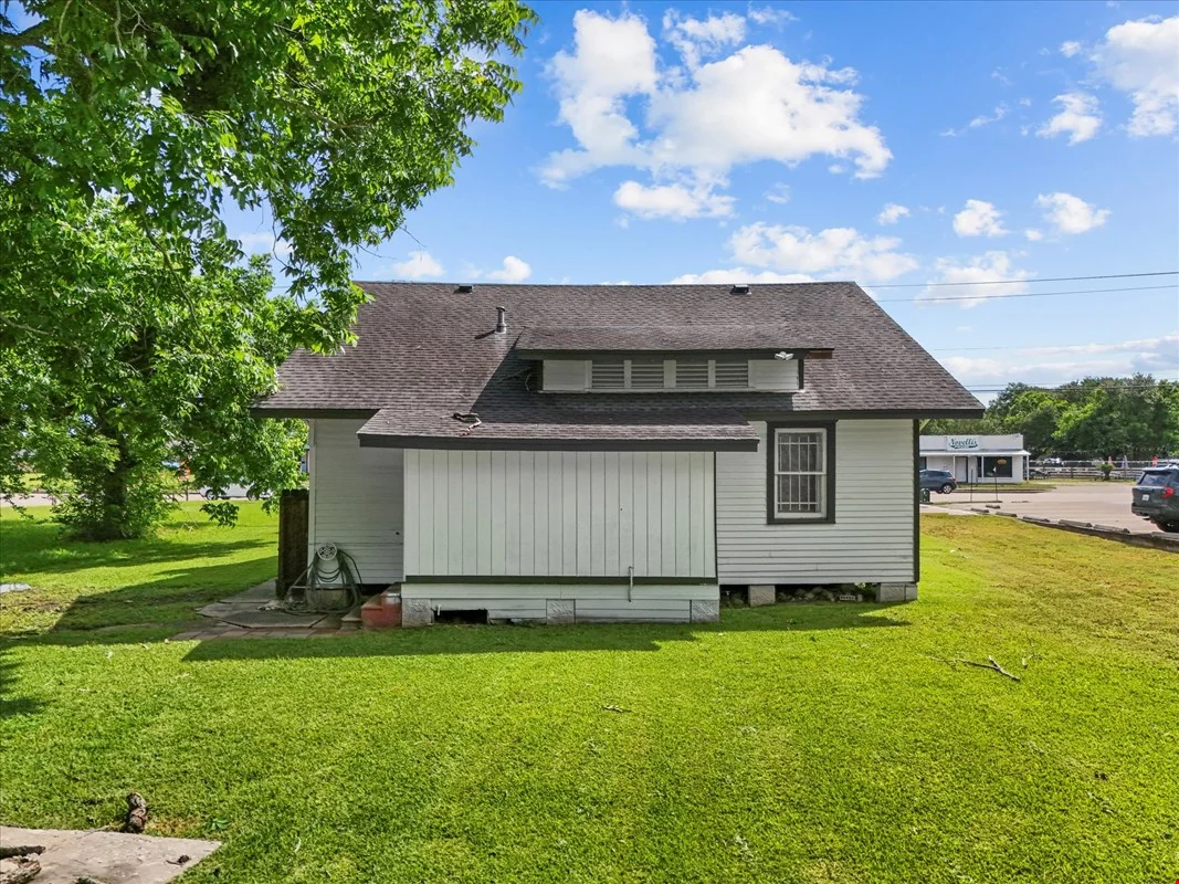 3208 Highway 3 — Sale in Dickinson, TX, photo 8 of 8