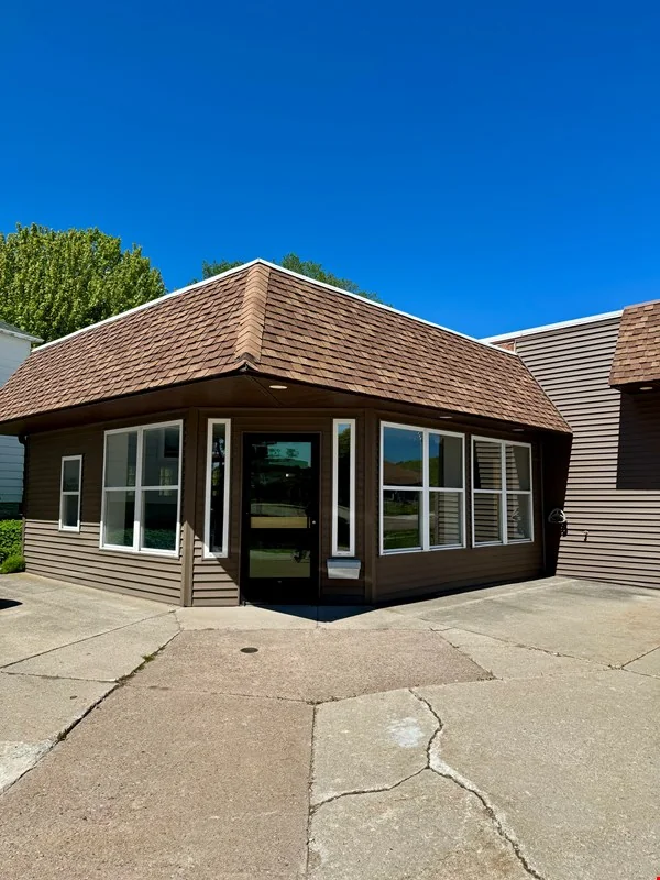 Commercial Building downtown Munising — Sale in Munising, MI, photo 7 of 8