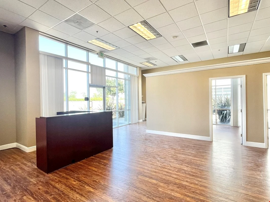 Flex Condominium near Sacramento Airport — Sale in Sacramento, CA, photo 5 of 8