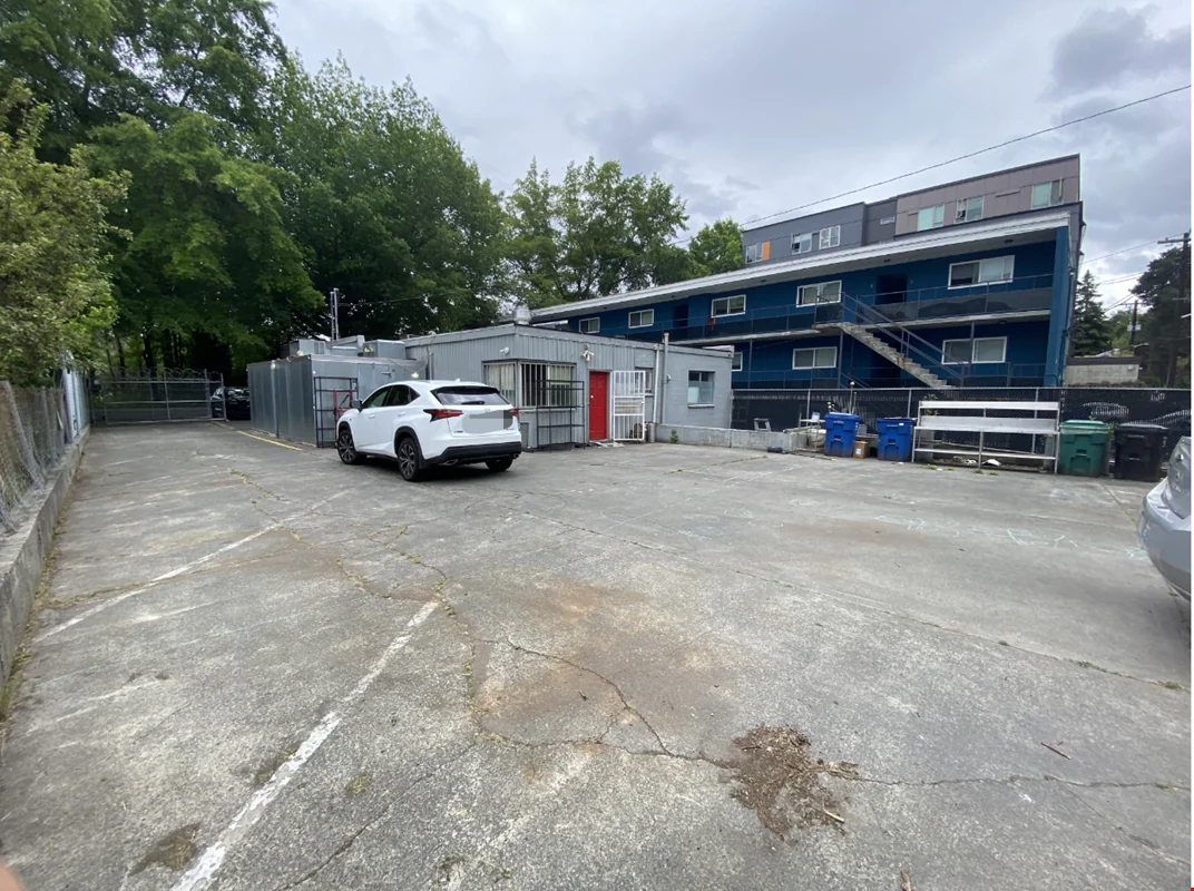 Retail Restaurant Building For Sale Near Seattle I-90