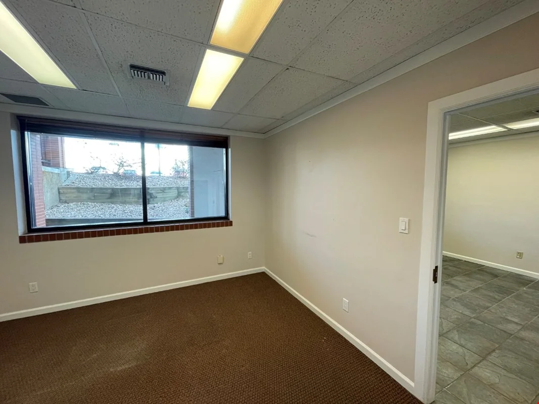 323 S College Ave Suites 5&6 — Sale in Fort Collins, CO, photo 4 of 8