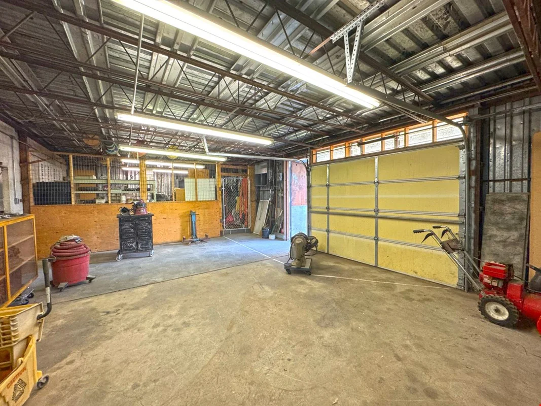 1307 N College Ave. — Sale in Fort Collins, CO, photo 4 of 8