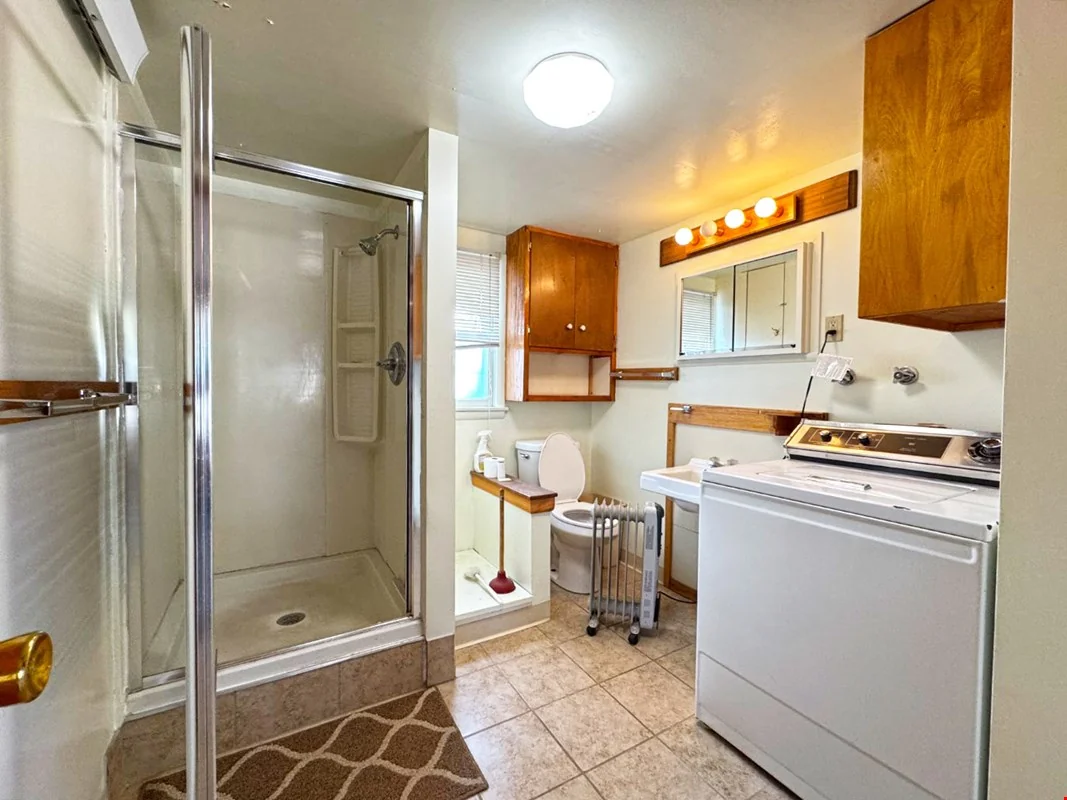 1307 N College Ave. — Sale in Fort Collins, CO, photo 5 of 8