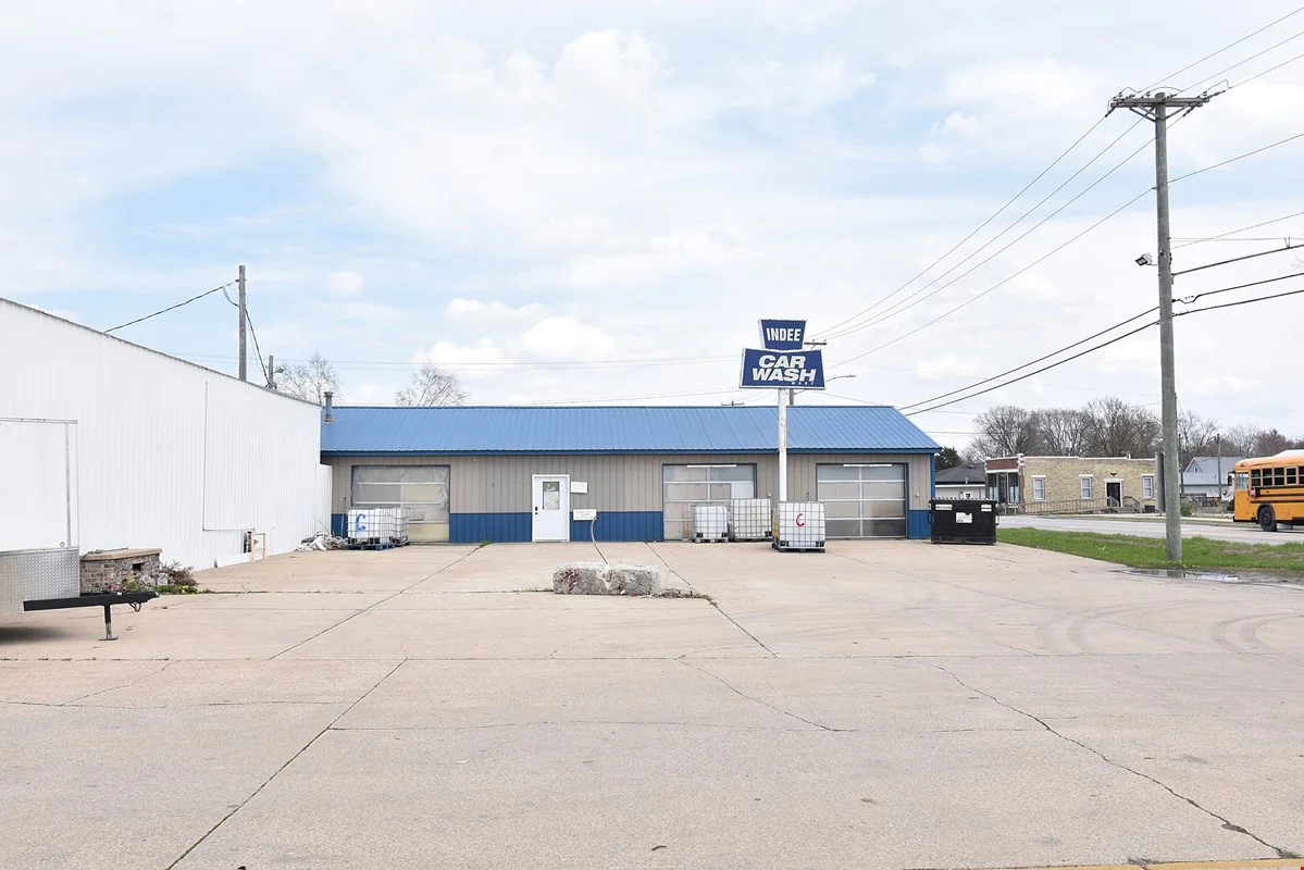 R&H Builders LLC — Sale in Independence, IA, photo 6 of 8