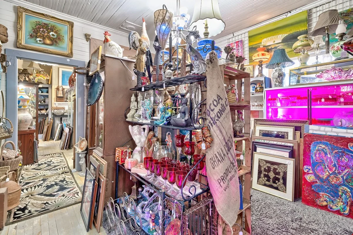295 North Church Street — Sale in Swansea, SC, photo 5 of 8
