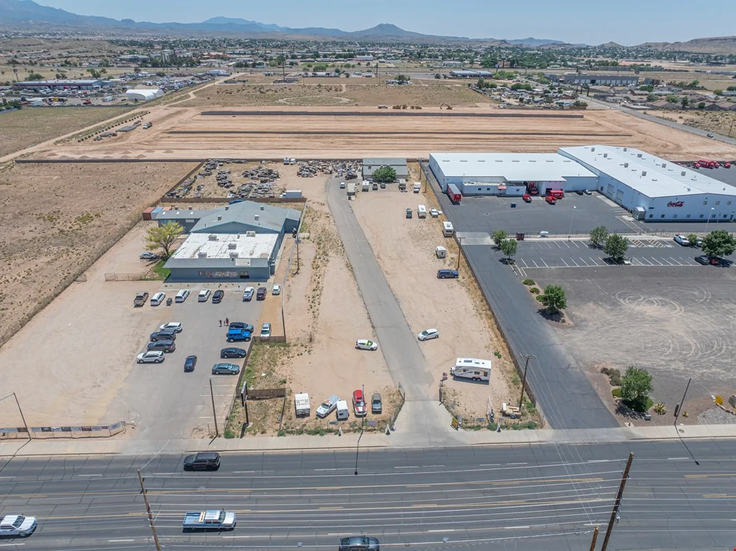 2630 Airway Ave — Sale in Kingman, AZ, photo 6 of 8
