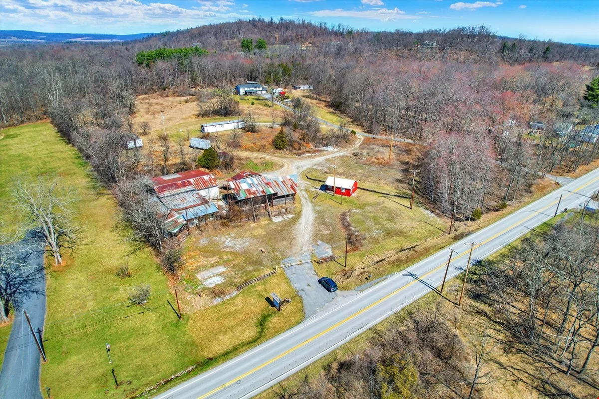 6.50 ACRES! - mixed use for sale in gettysburg, PA