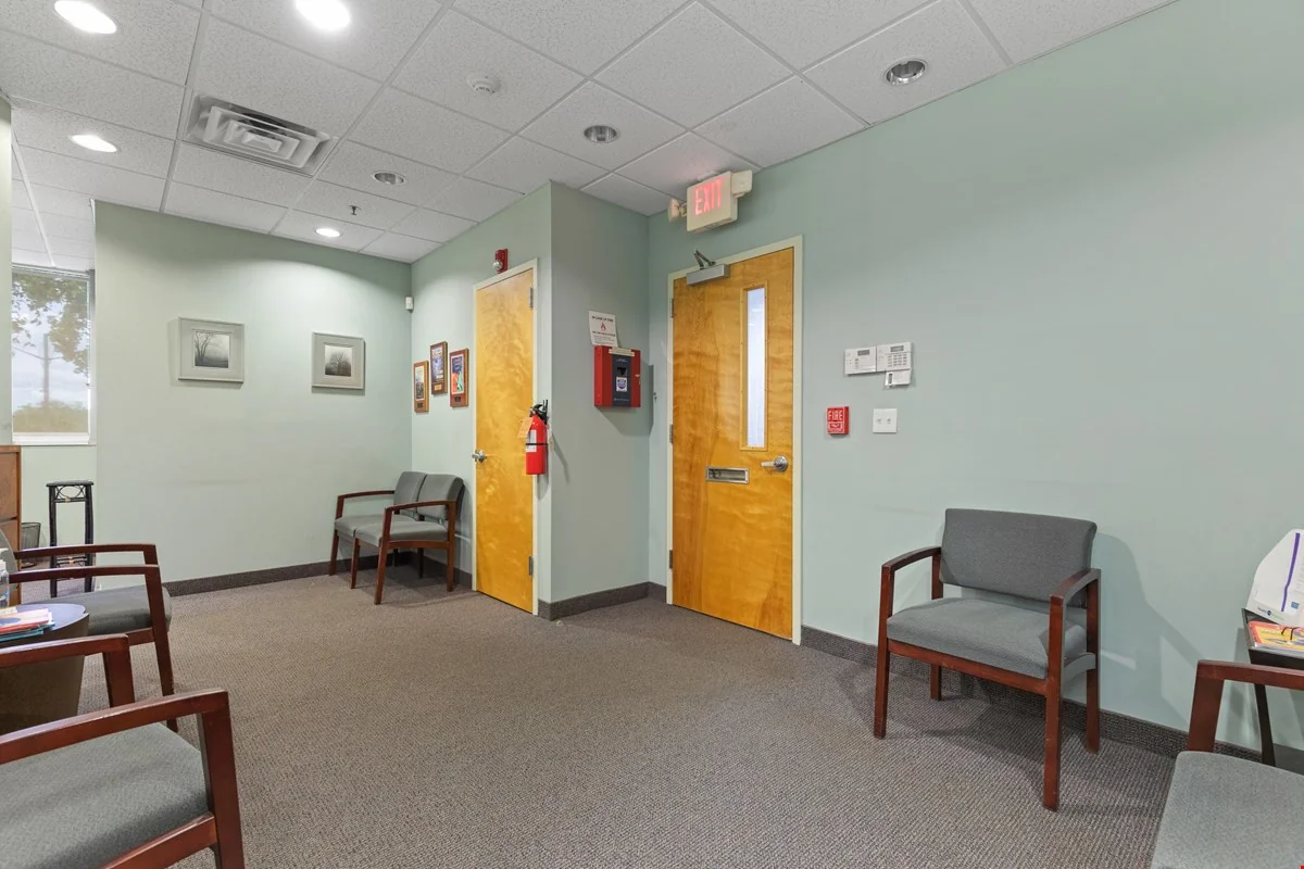 333 Old Hook Rd — Sale in Westwood, NJ, photo 3 of 8