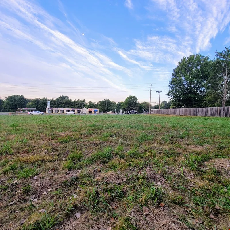 2168 N 7 Hwy, Blue Springs, MO 64014 — Sale in Blue Springs, MO, photo 1 of 8