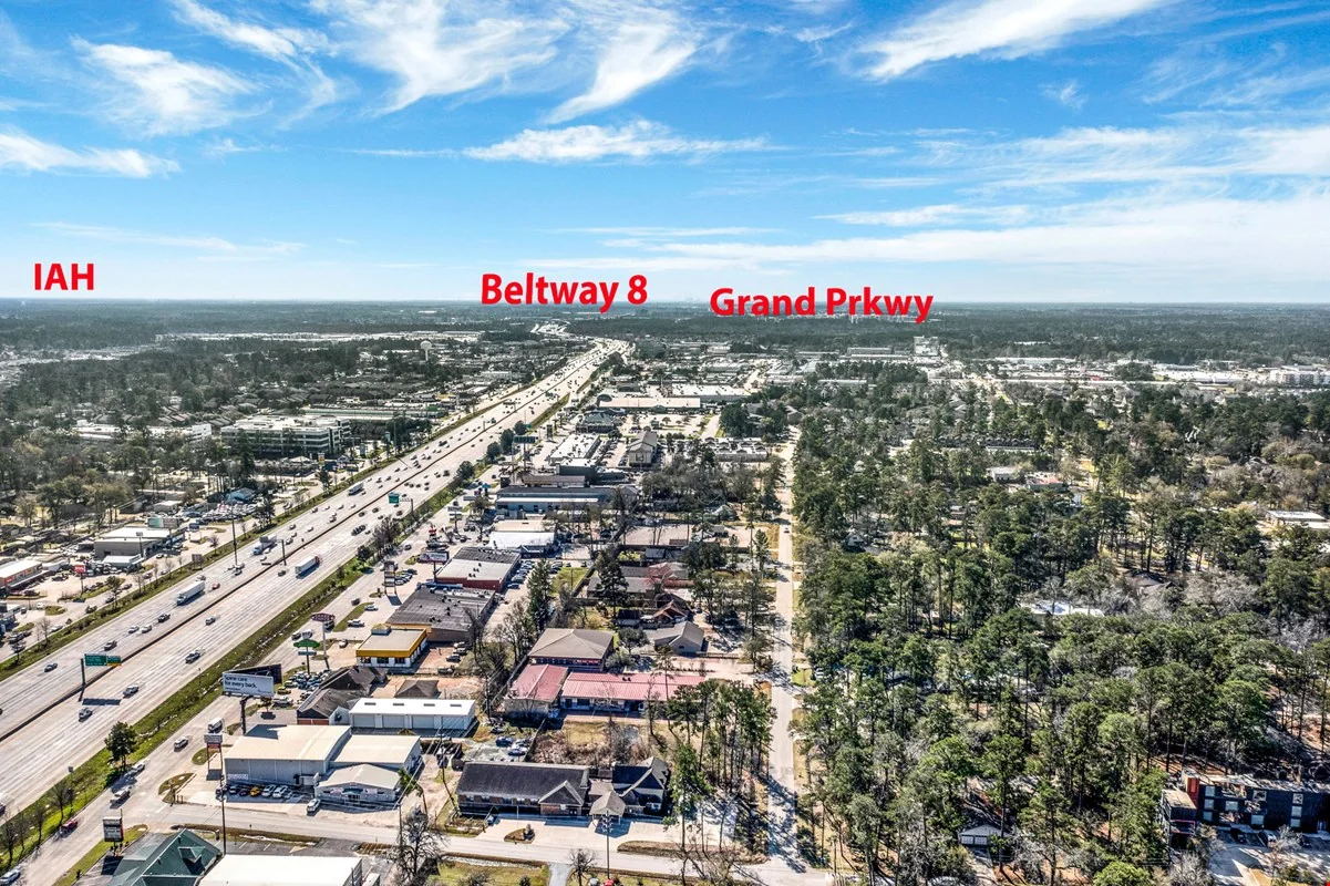Immaculate 3030 SF Office For Sale — Sale in Spring, TX, photo 7 of 8