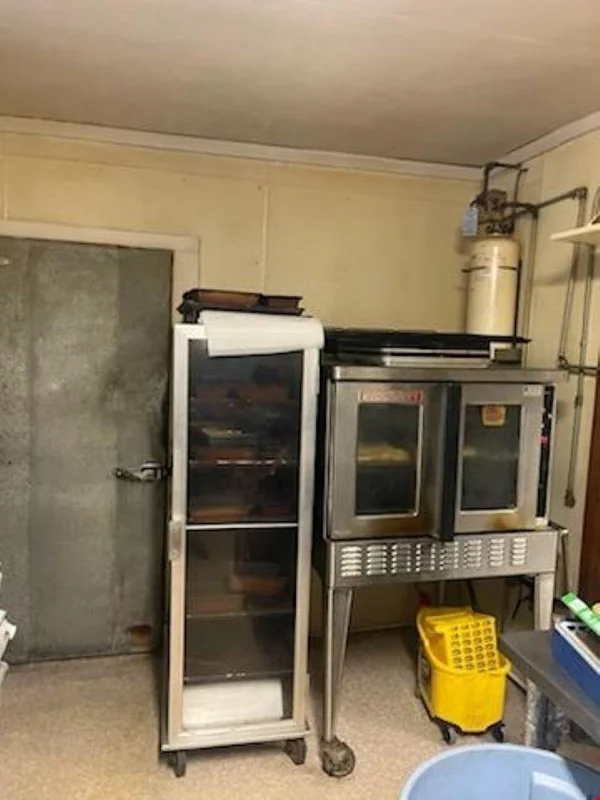 Lake Placid Inn — Sale in Minocqua, WI, photo 5 of 8
