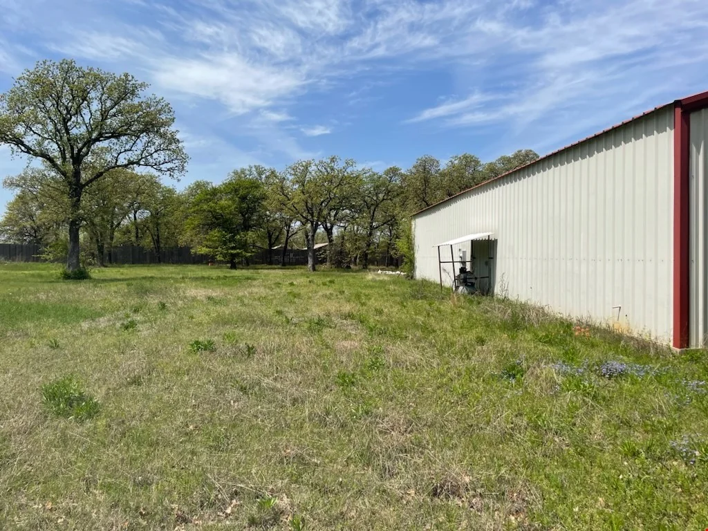 Midway Rd land and shop — Sale in Wilson, OK, photo 2 of 8
