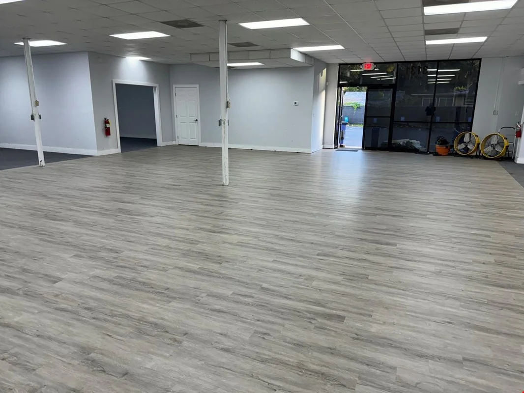 For Sale or For Lease - 3131 E Riverside Dr — Sale in Fort Myers, FL, photo 5 of 8