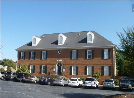 2621 Sandy Plains Rd, Marietta, GA 30066 — Sale in Marietta, GA, photo 4 of 6