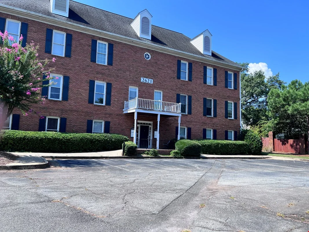2621 Sandy Plains Rd, Marietta, GA 30066 — Sale in Marietta, GA, photo 6 of 6