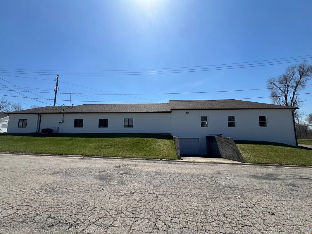 Skokan Construction — Sale in Newton, IA, photo 5 of 8