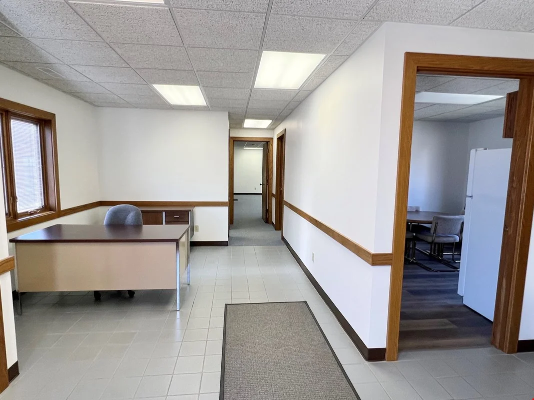 Skokan Construction — Sale in Newton, IA, photo 8 of 8