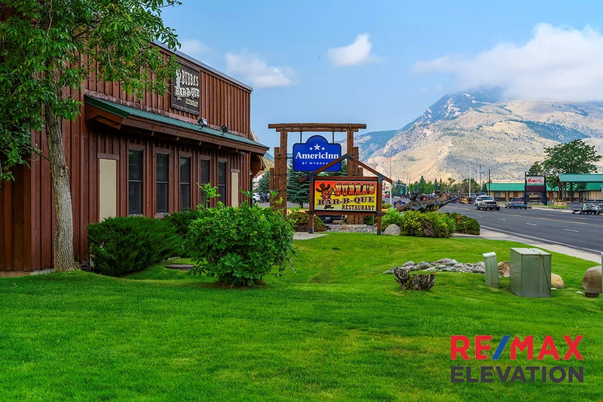 Profitable Turn-Key BBQ Restaurant with Franchise… — Sale in Cody, WY, photo 8 of 8