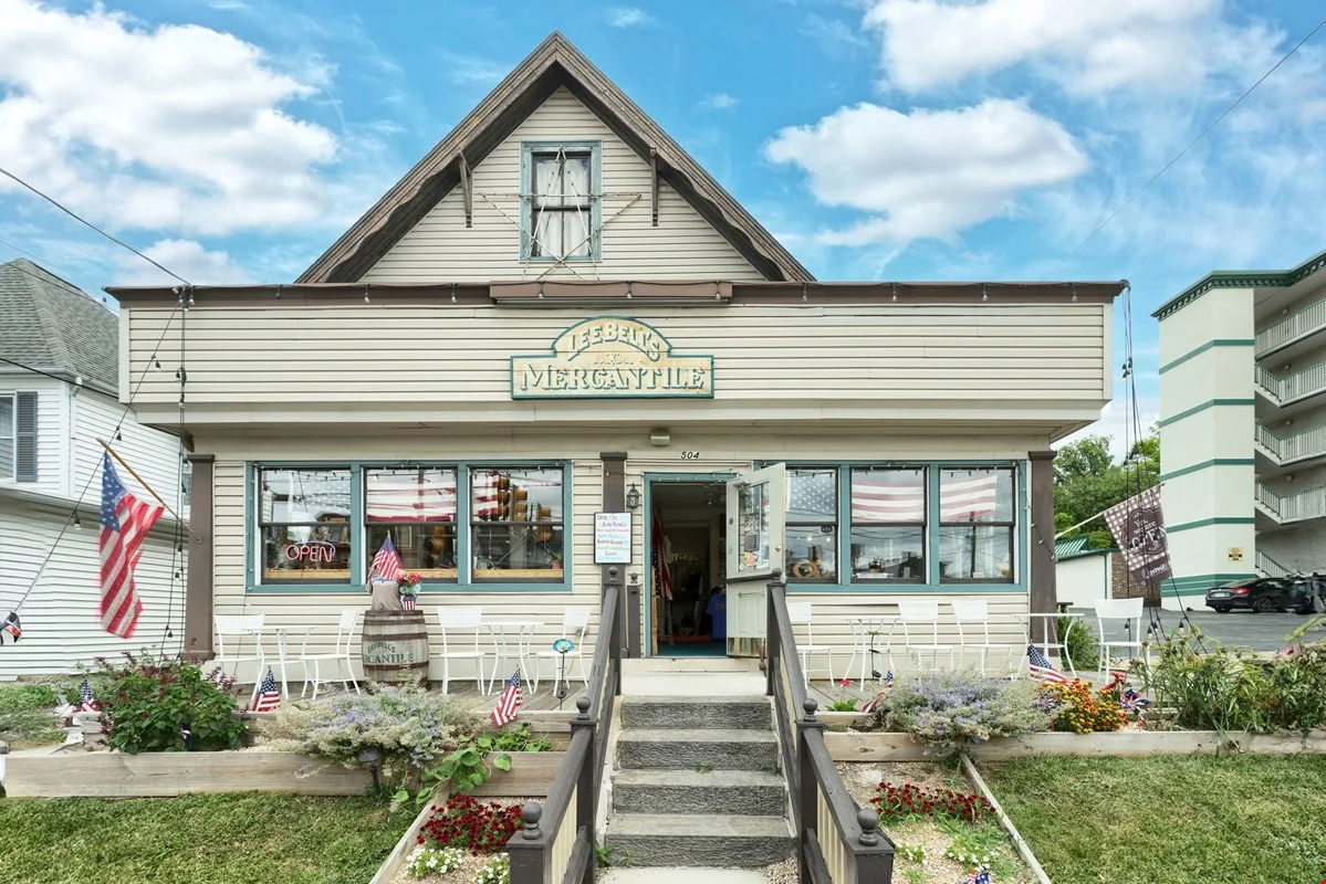 In the heart of Historic Downtown Gettysburg Tourist District - mixed use for sale in gettysburg, PA
