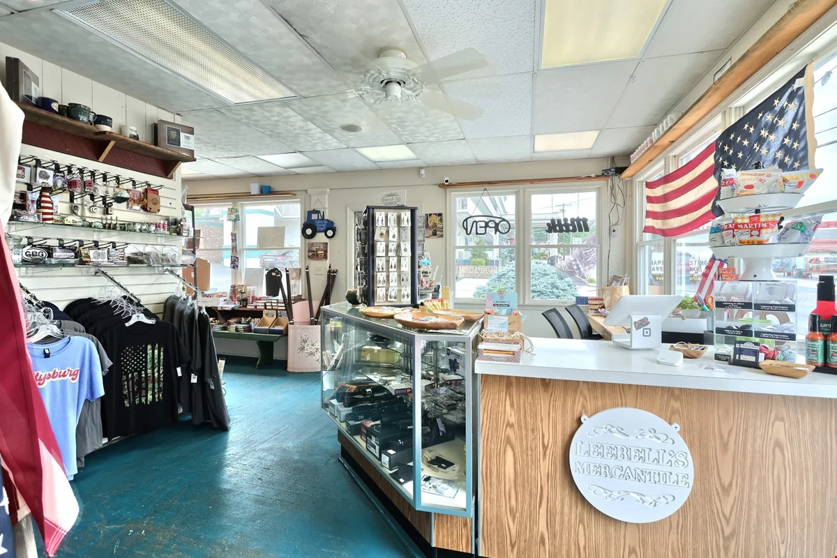In the heart of Historic Downtown Gettysburg Tourist… — Sale in Gettysburg, PA, photo 4 of 8