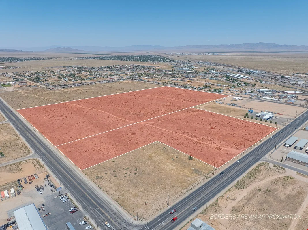 Bank & Airway — Sale in Kingman, AZ, photo 8 of 8