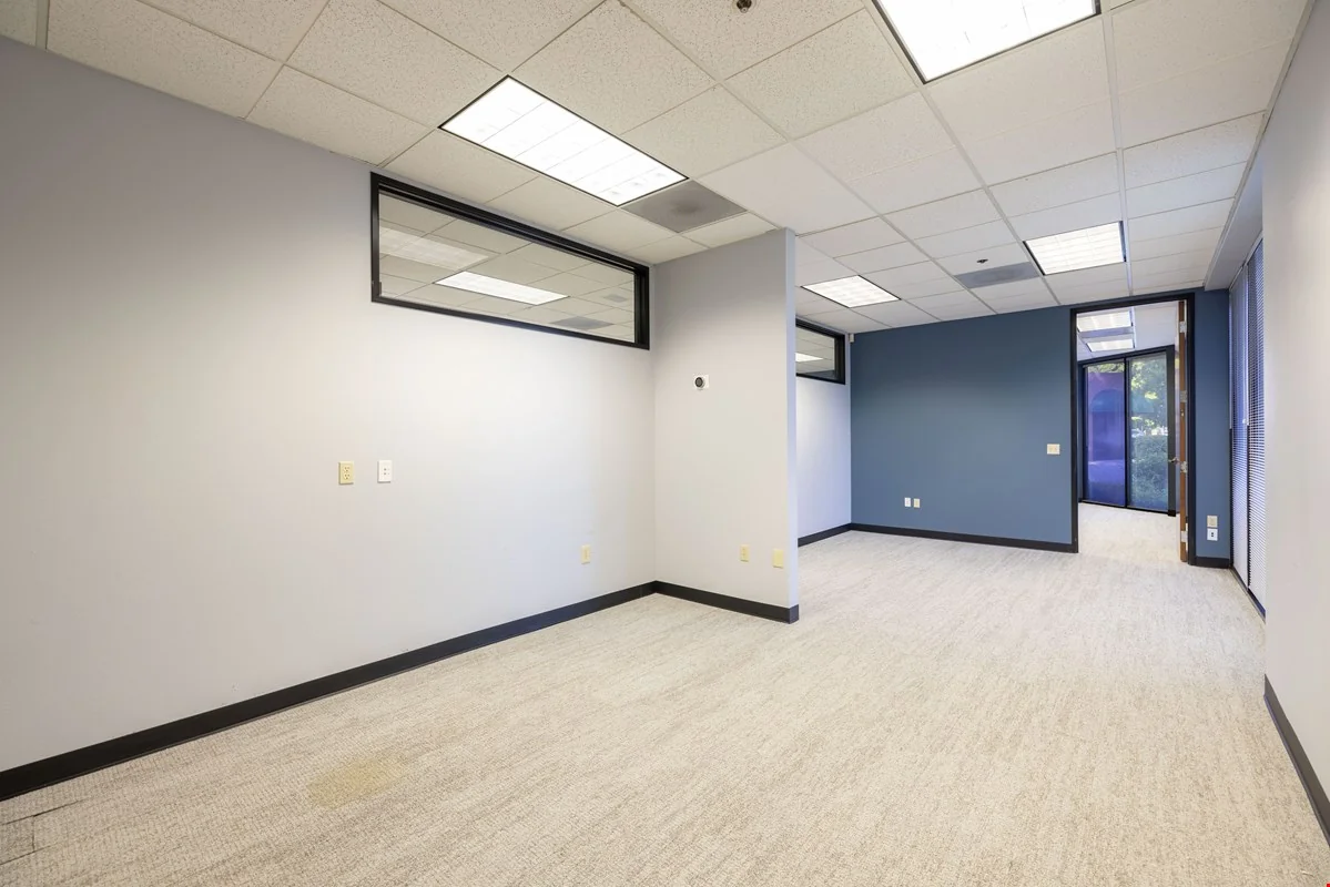 Roseville-Granite Bay Medical/Professional Office… — Sale in Roseville, CA, photo 2 of 8