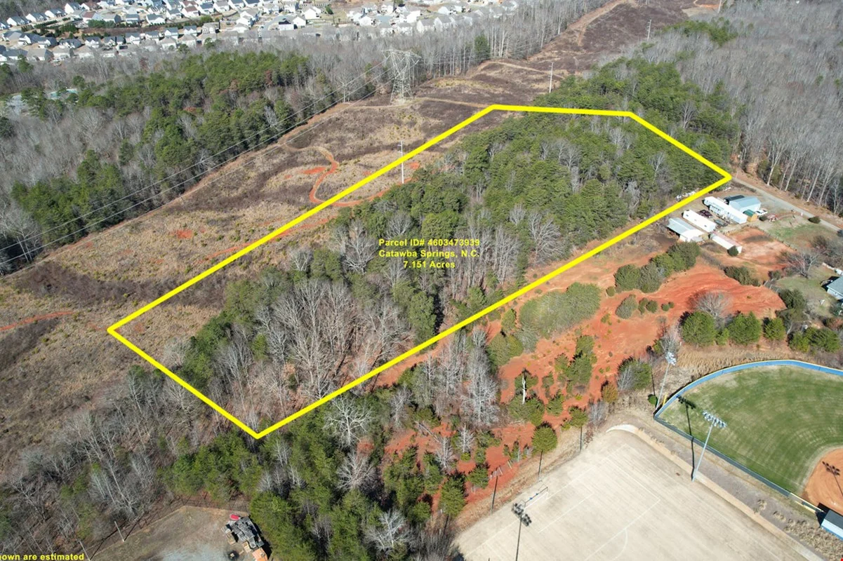 7786 Galway Lane — Sale in Denver, NC, photo 3 of 8