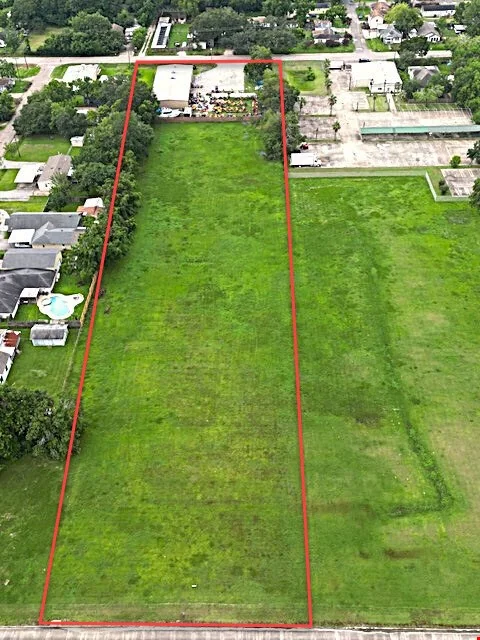 508 Cedar Bayou Road — Sale in Baytown, TX, photo 5 of 8