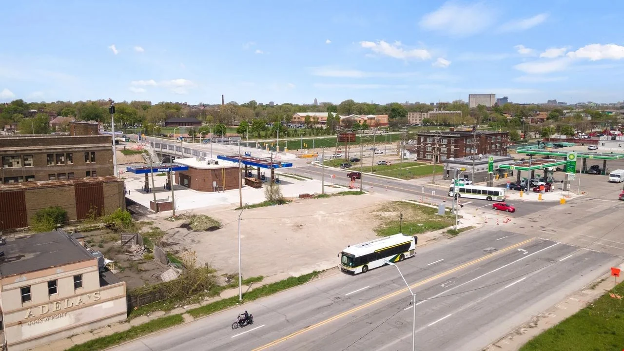4410 W. Fort Corner — Sale in Detroit, MI, photo 1 of 6