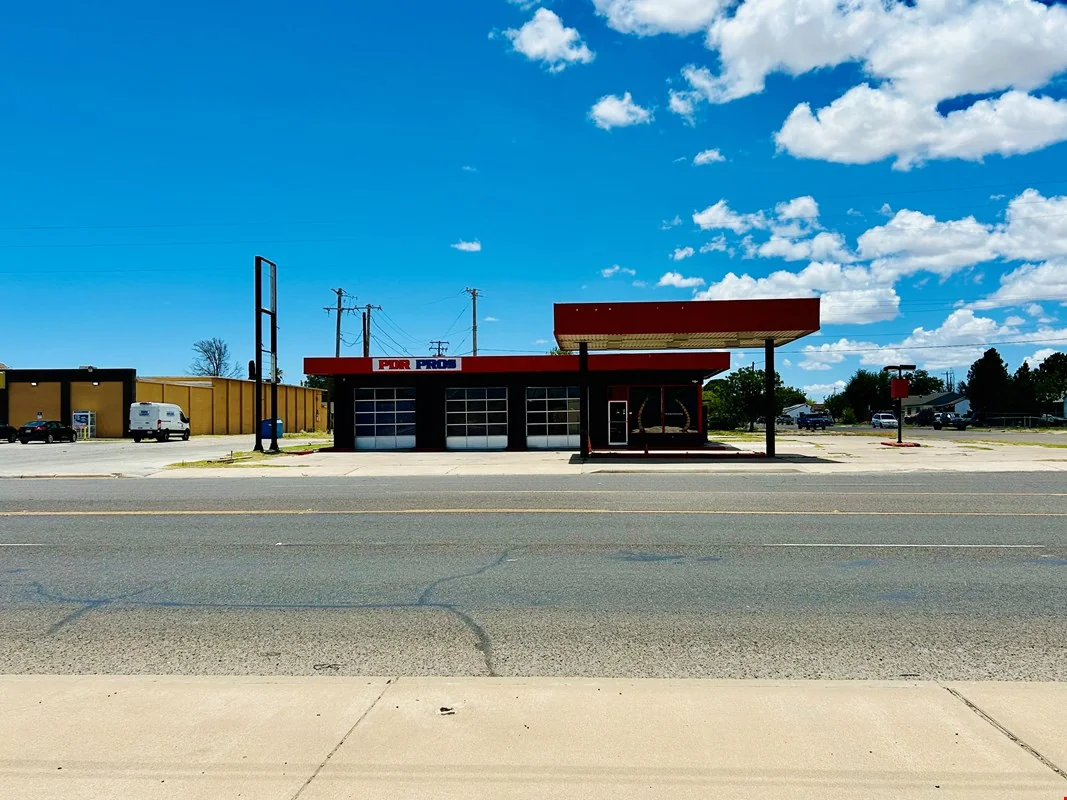 1009 W Dickinson — Sale in Fort Stockton, TX, photo 7 of 8