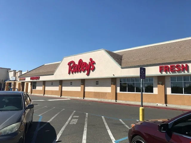 Folsom Boulevard Shopping Center Pad for sale — Sale in Sacramento, CA, photo 5 of 7