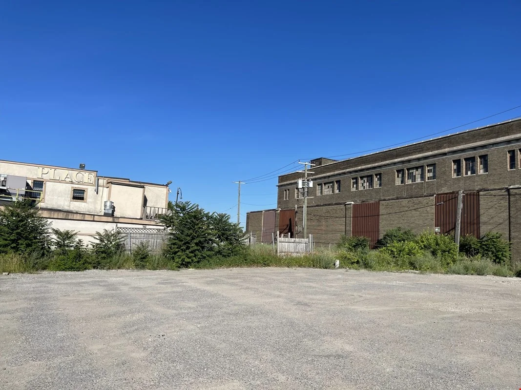Price Reduced for Former Adela's Place! — Sale in Detroit, MI, photo 7 of 8