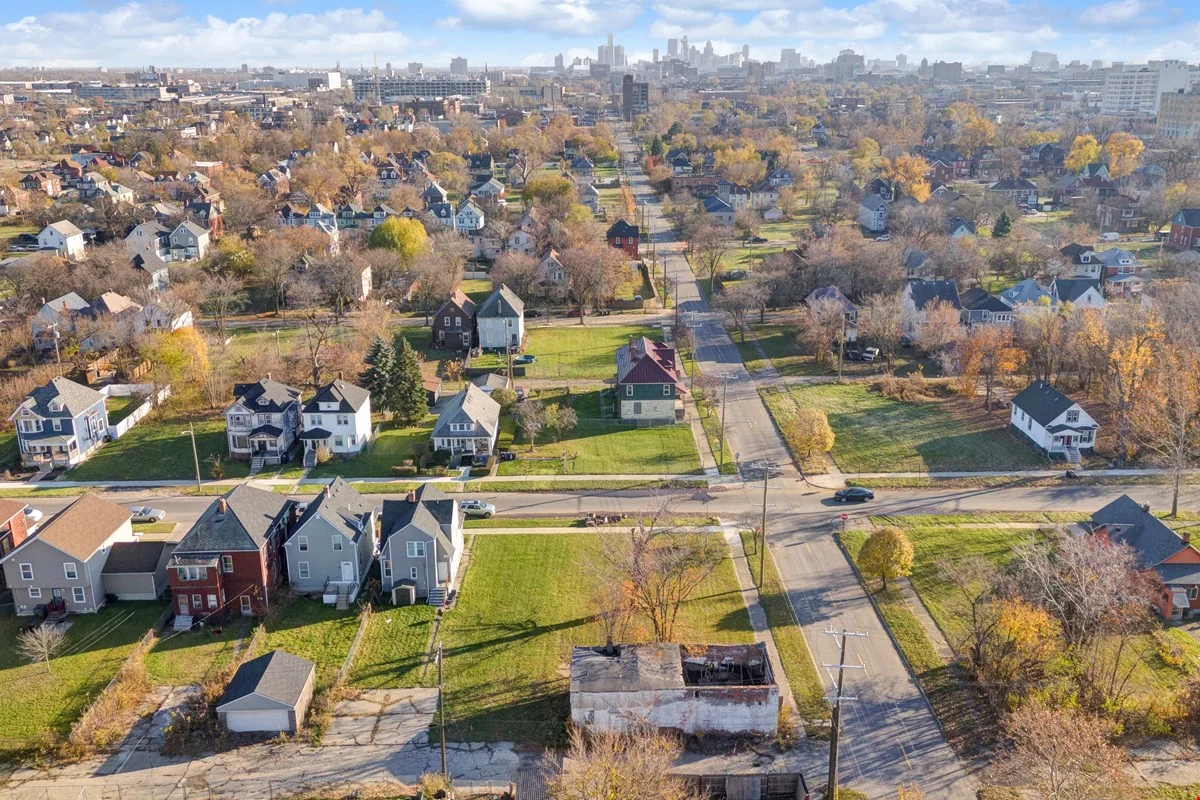 Euclid Corners — Sale in Detroit, MI, photo 2 of 8