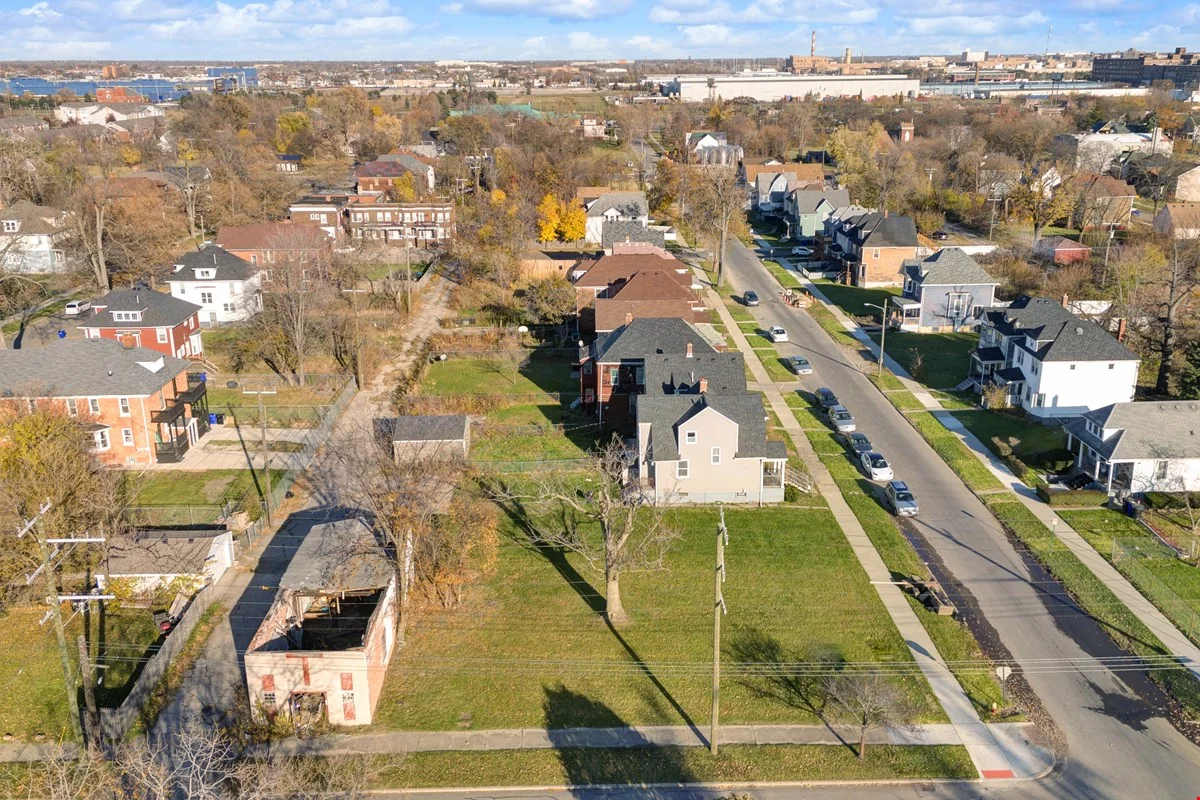 Euclid Corners — Sale in Detroit, MI, photo 5 of 8