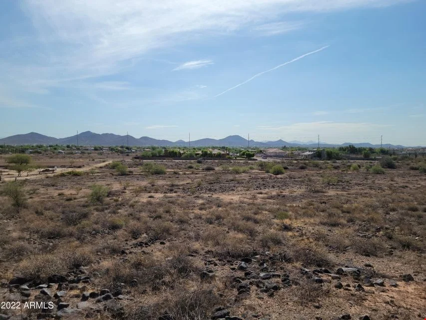 27902 N 33rd Ave — Sale in Phoenix, AZ, photo 5 of 8