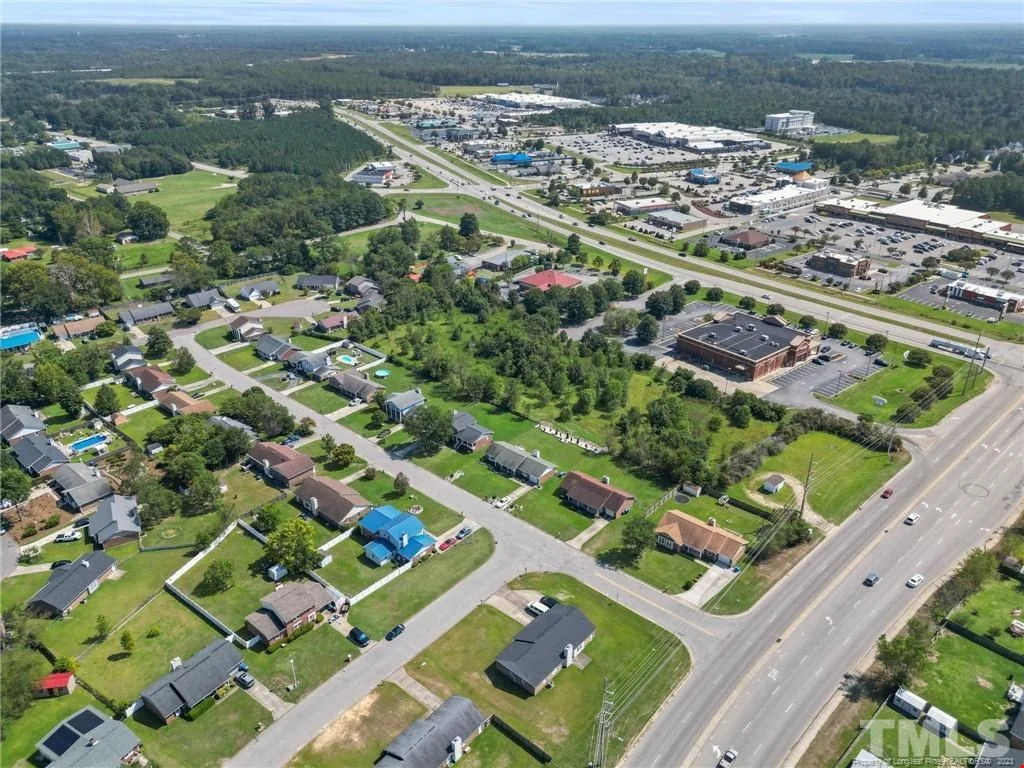 Industrial in Fayetteville — Sale in Fayetteville, NC, photo 2 of 8