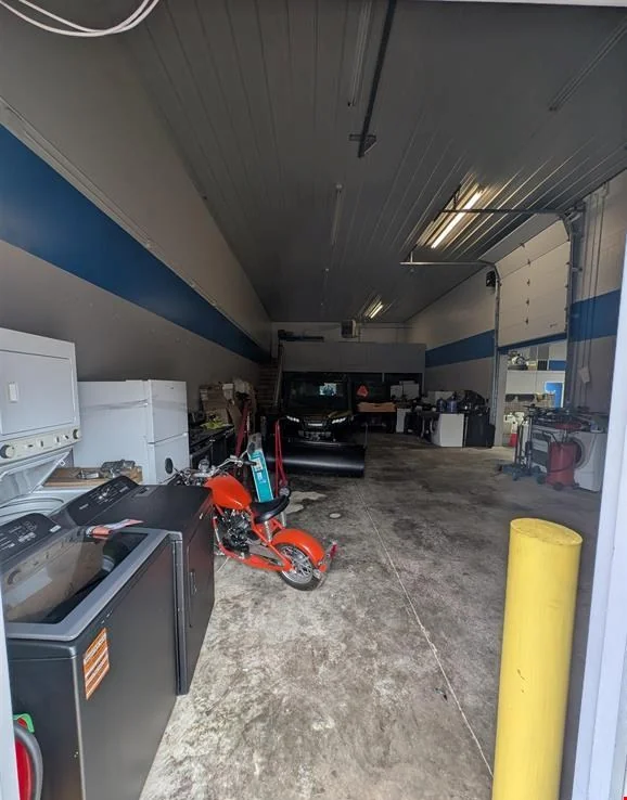 2234 W Townline Rd Warehouse — Lease in Peoria, IL, photo 1 of 8