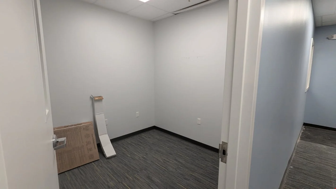120 Lambert Lind Hwy Unit 6 1995 SF Warwick, RI 02886 — Lease in Warwick, RI, photo 6 of 8
