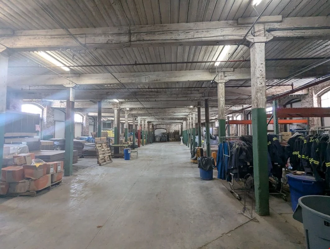 292 E School Street , Woonsocket, RI 02895 — Lease in Woonsocket, RI, photo 8 of 8