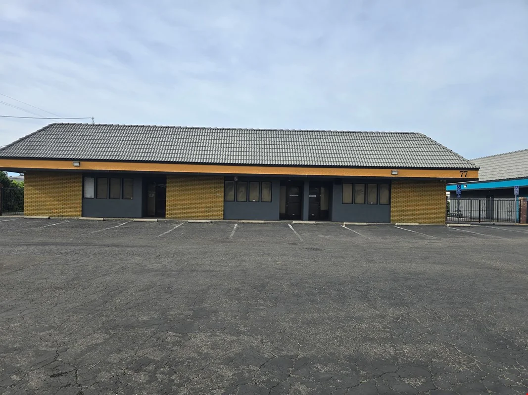 Medical/Dental Office/Clinic — Lease in Stockton, CA, photo 1 of 8