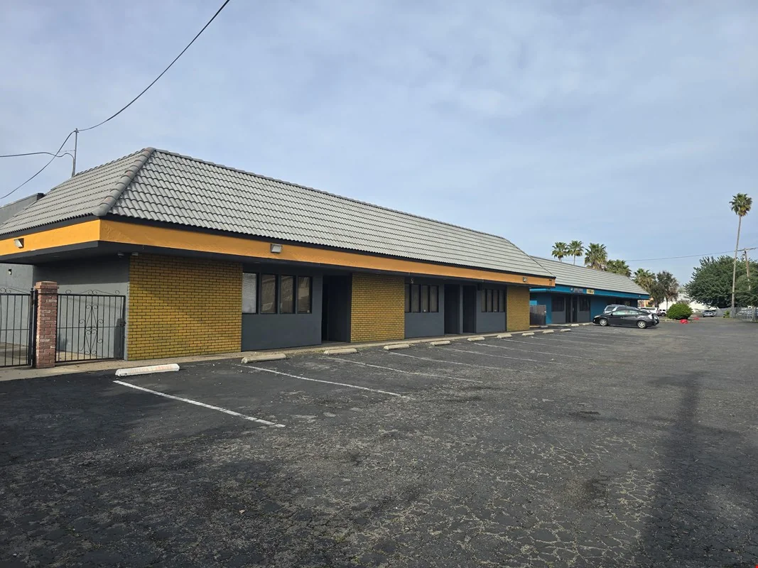 Medical/Dental Office/Clinic — Lease in Stockton, CA, photo 7 of 8