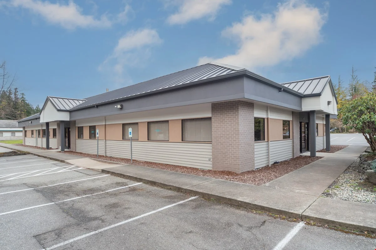 Poulsbo Medical Center Building B — Lease in Poulsbo, WA, photo 2 of 8
