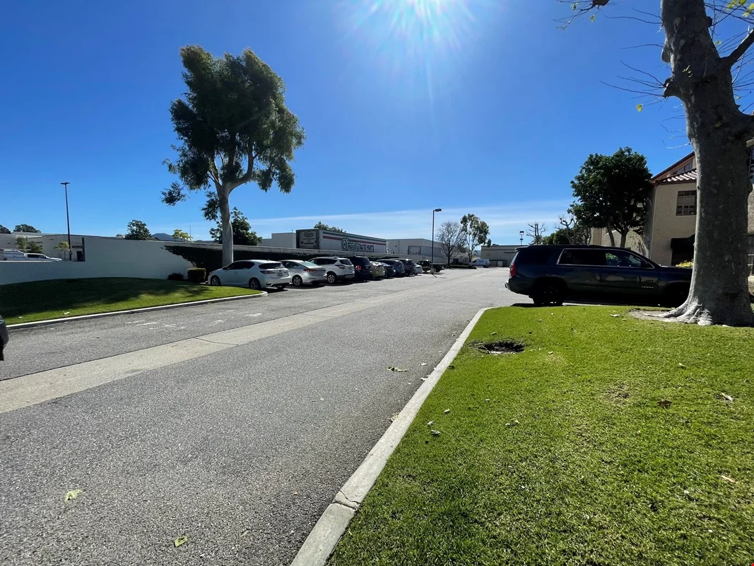 Paseo Camarillo — Lease in Camarillo, CA, photo 4 of 6