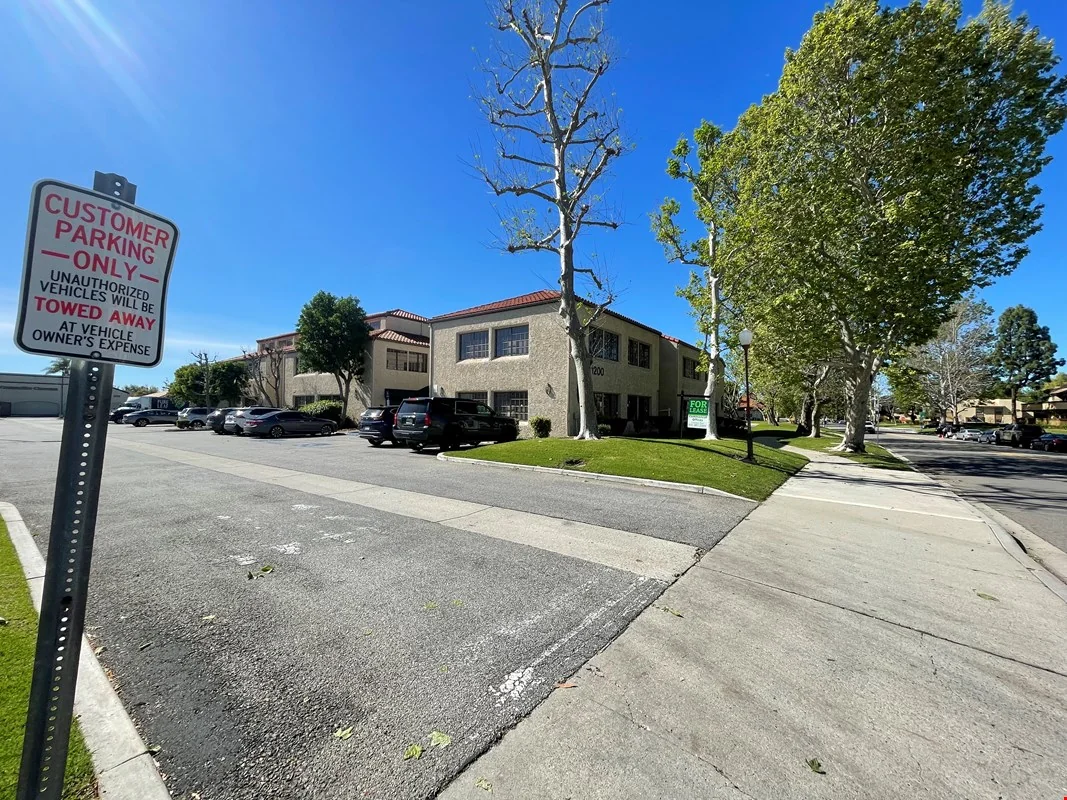Paseo Camarillo — Lease in Camarillo, CA, photo 5 of 6