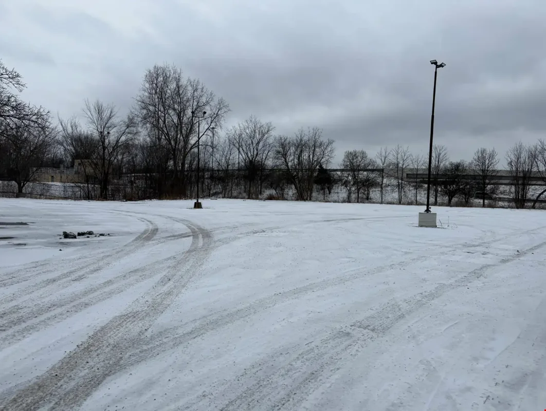Former Restaurant-Night Club - Lansing Township — Lease in Lansing, MI, photo 4 of 8