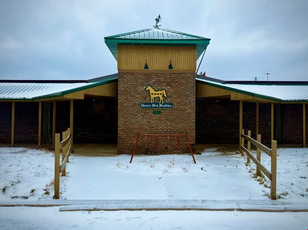Former Restaurant-Night Club - Lansing Township — Lease in Lansing, MI, photo 6 of 8